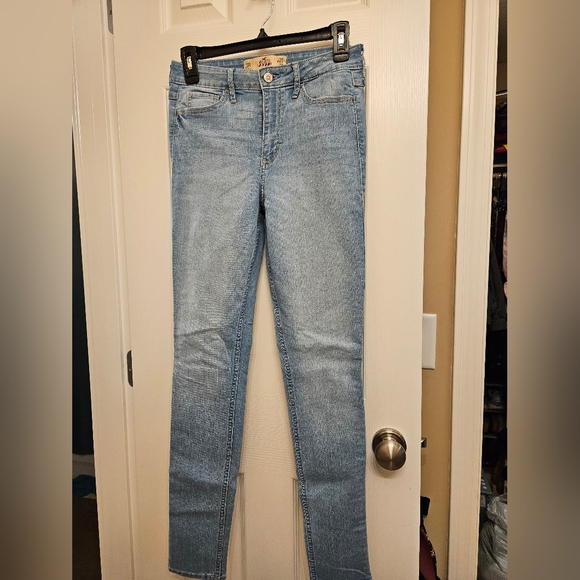 Hollister Skinny Jeans Size 3R - Picture 1 of 3